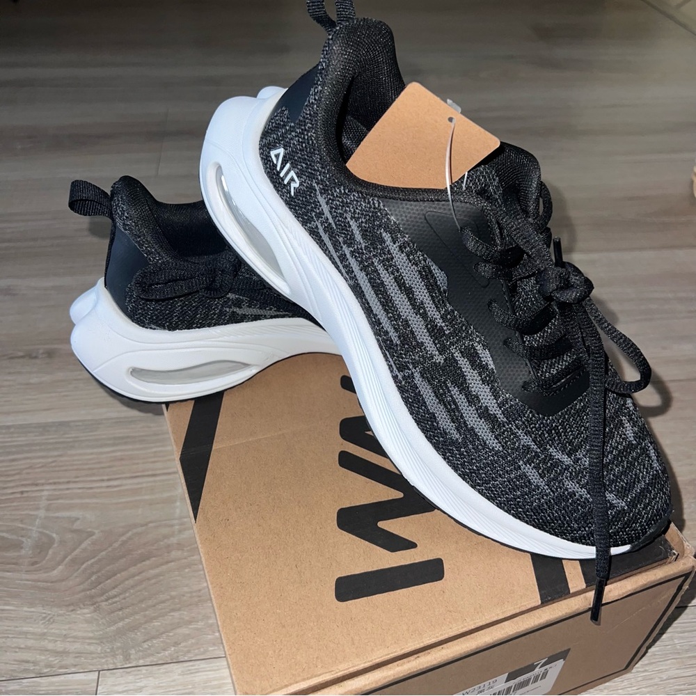 Black& grey women sneakers size 7
